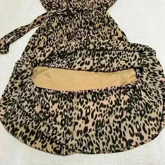 Sienna Sky leopard print v-neck flutter sleeve pockets buttons tie dress Size XS - Picture 4 of 6